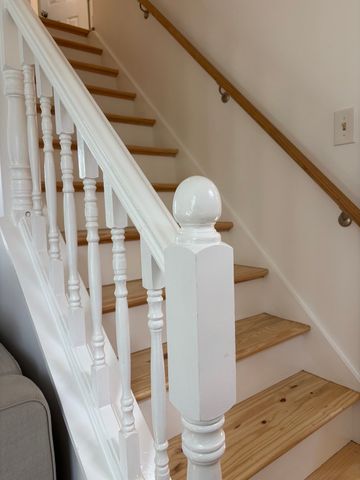 32 Grandview Dr, Plymouth, MA 02360