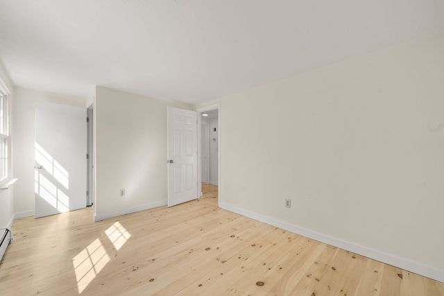32 Grandview Dr, Plymouth, MA 02360