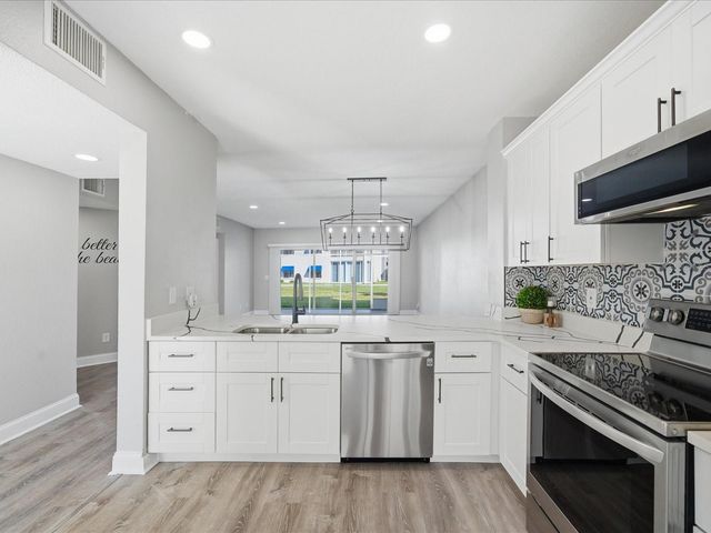 11510 SHIPWATCH DRIVE 1372, Largo, FL 33774