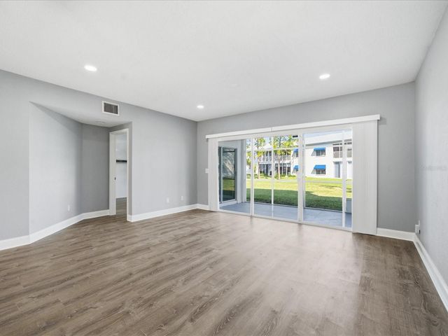 11510 SHIPWATCH DRIVE 1372, Largo, FL 33774