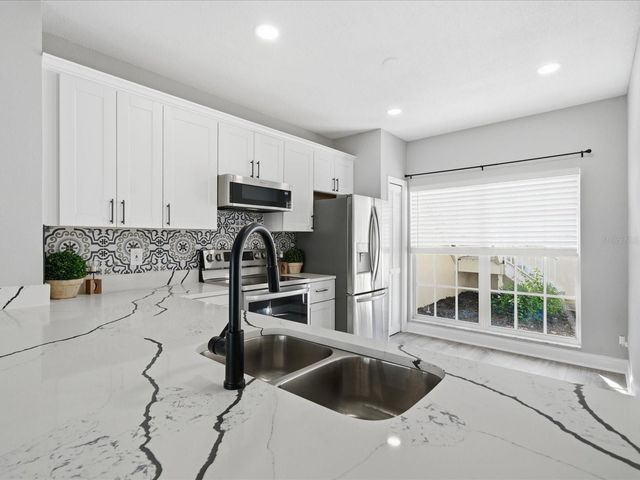 11510 SHIPWATCH DRIVE 1372, Largo, FL 33774