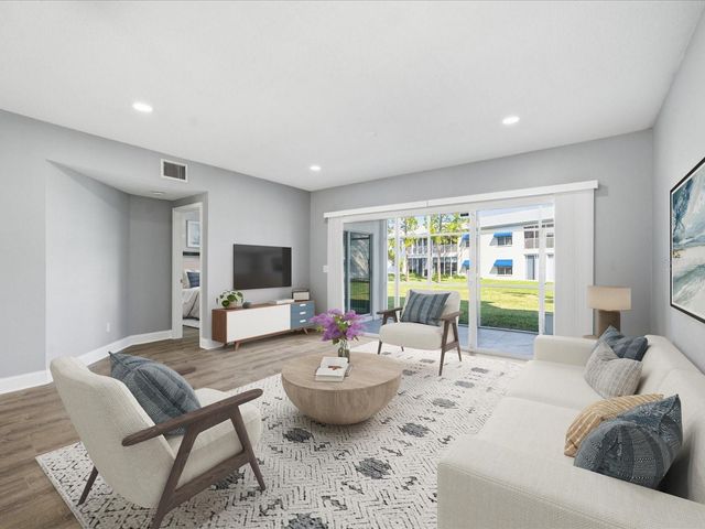 11510 SHIPWATCH DRIVE 1372, Largo, FL 33774