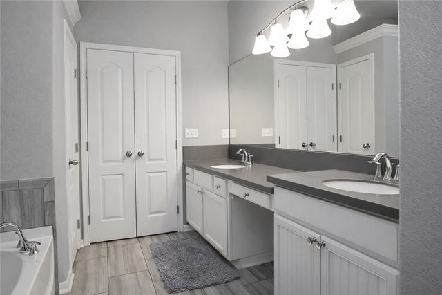 8126 Resplandor St, Corpus Christi, TX 78414