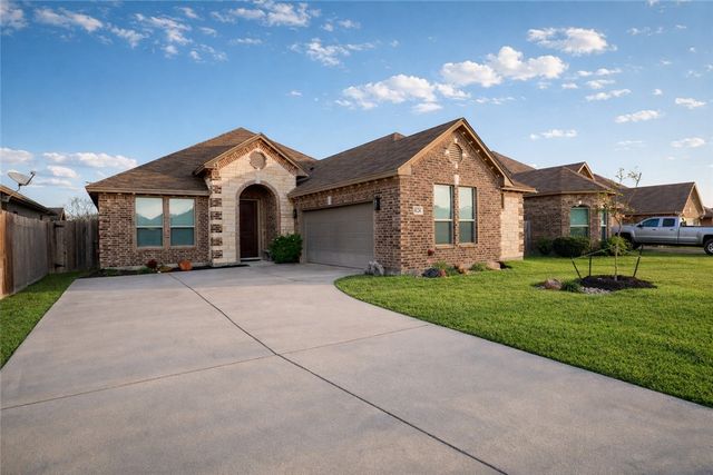 8126 Resplandor St, Corpus Christi, TX 78414