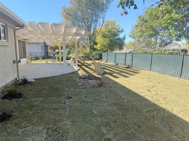 9704 Pinewood Drive, Denton, TX 76207