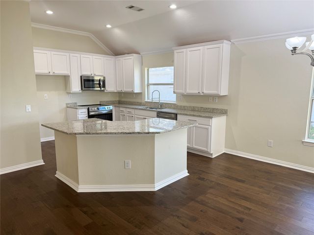 9704 Pinewood Drive, Denton, TX 76207