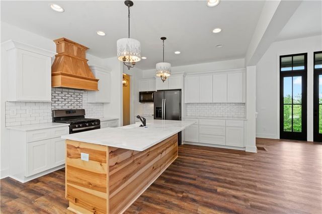 151 Palisade Drive, Rydal, GA 30171