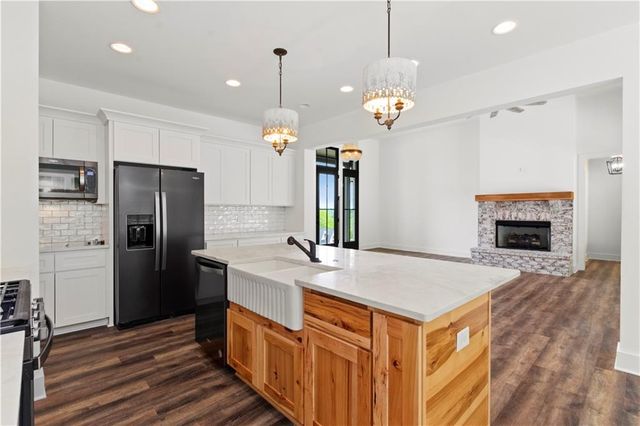 151 Palisade Drive, Rydal, GA 30171