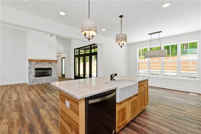 151 Palisade Drive, Rydal, GA 30171