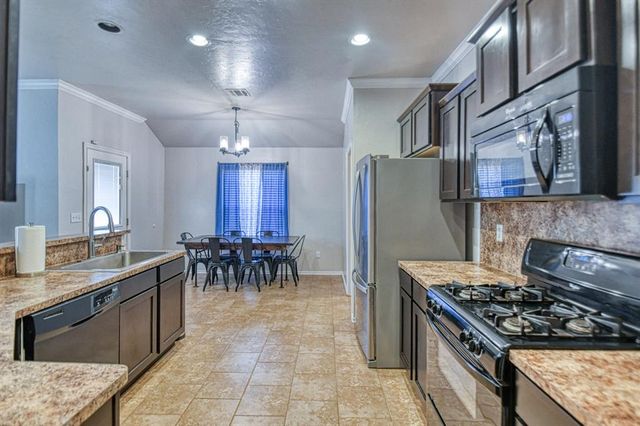 11824 NW 131st Street, Piedmont, OK 73078