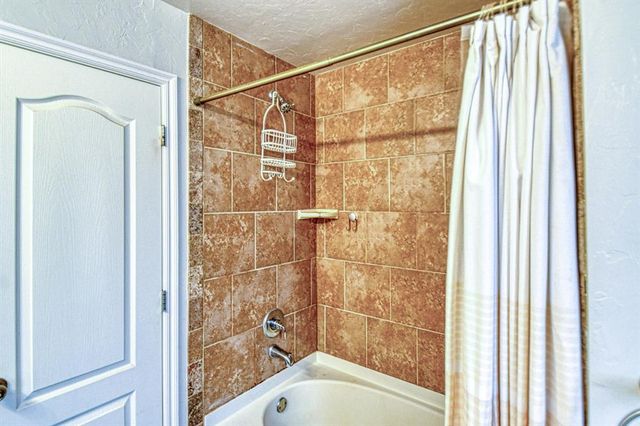 11824 NW 131st Street, Piedmont, OK 73078