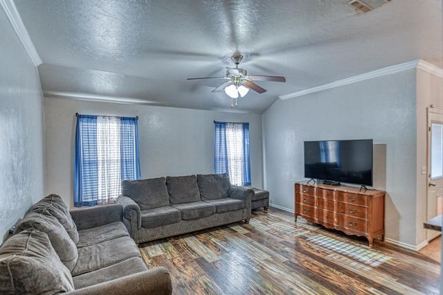 11824 NW 131st Street, Piedmont, OK 73078