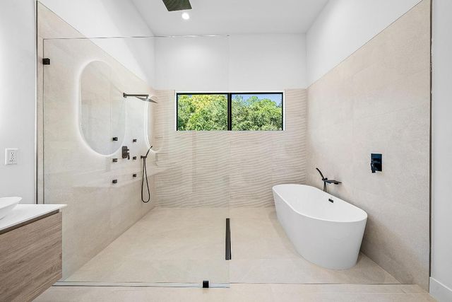 14817 Paddock Drive, Wellington, FL 33414