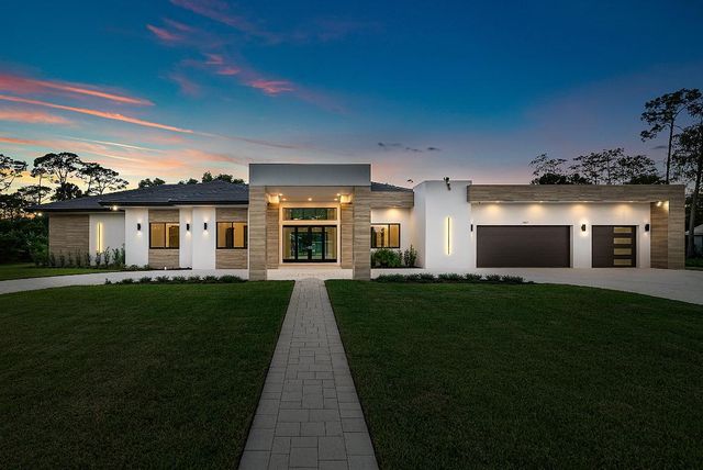 14817 Paddock Drive, Wellington, FL 33414