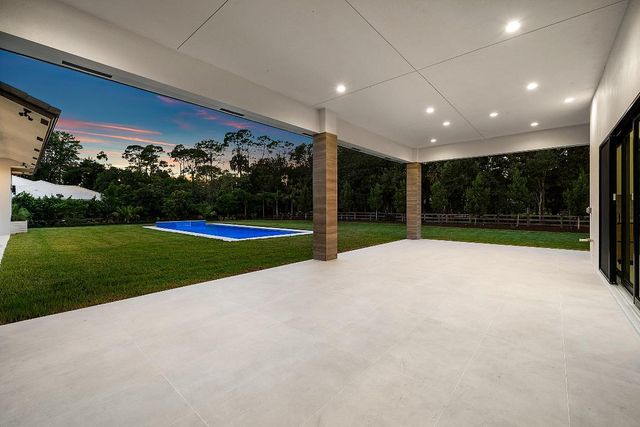 14817 Paddock Drive, Wellington, FL 33414