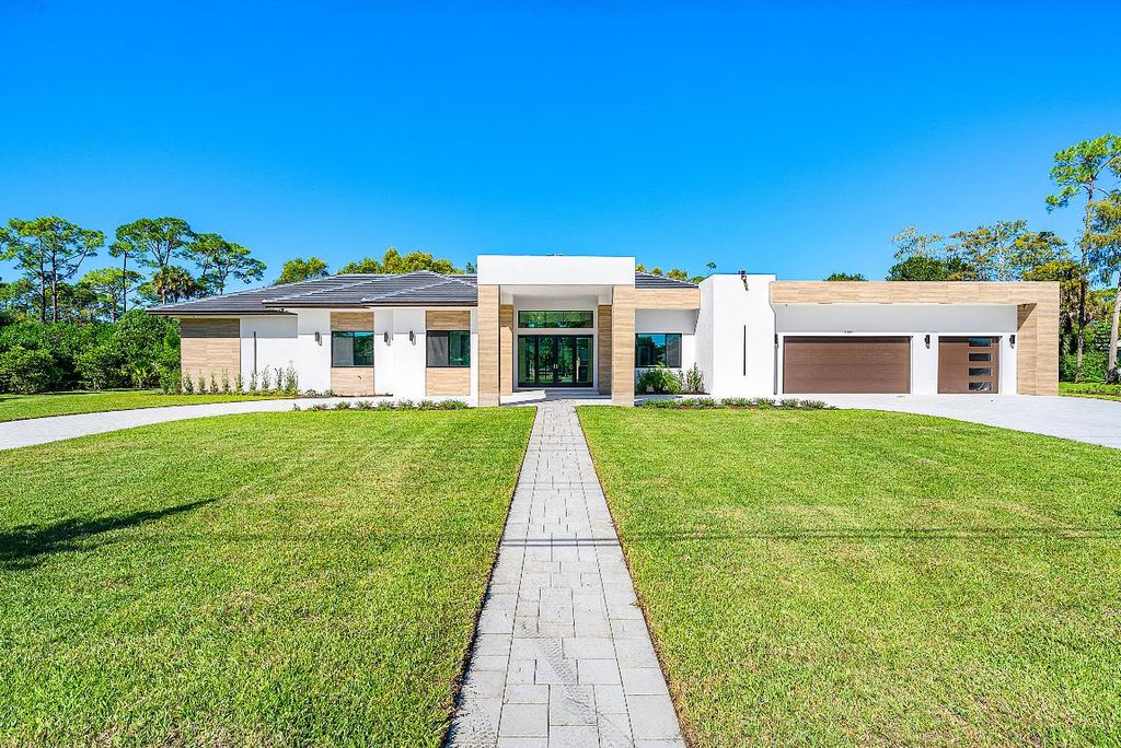 14817 Paddock Drive, Wellington, FL 33414