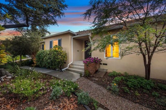 704 Grandview, Fullerton, CA 92832