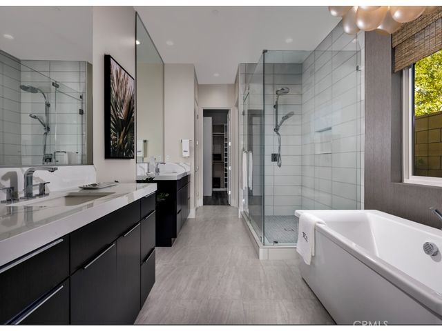 1350 Celadon Street, Palm Springs, CA 92262