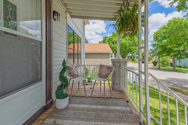 2713 S California STREET, Milwaukee, WI 53207