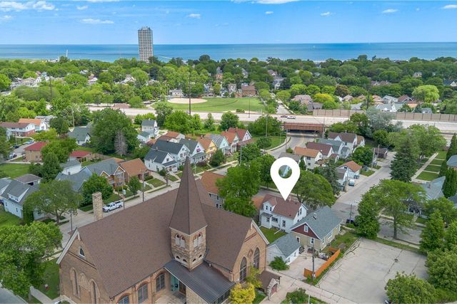 2713 S California STREET, Milwaukee, WI 53207