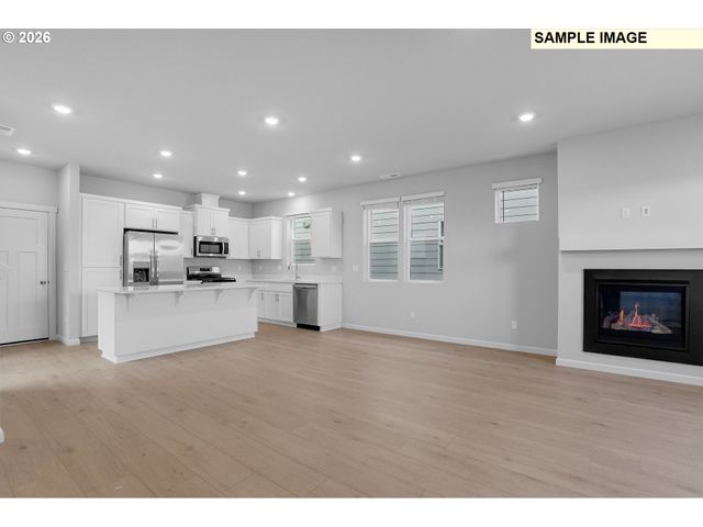 31791 Nw TIMERIC Dr, North Plains, OR 97133