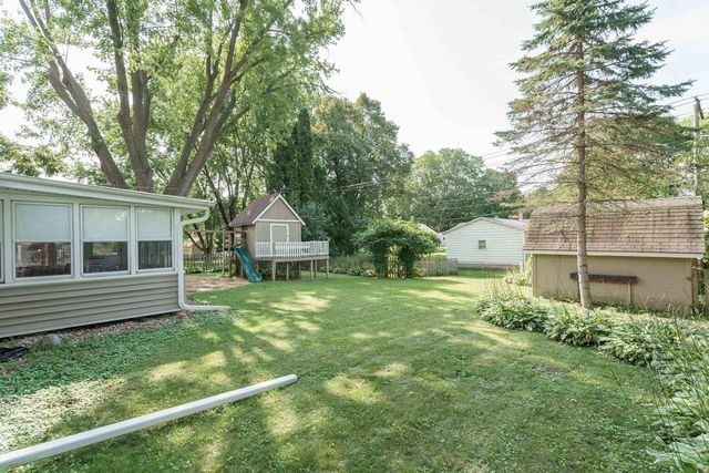 5721 Kroncke Drive, Madison, WI 53711