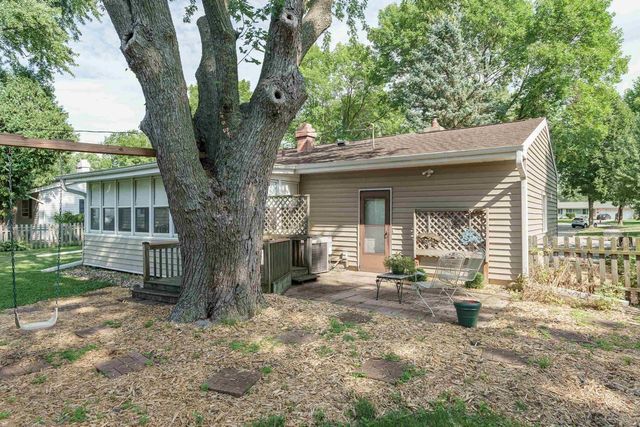 5721 Kroncke Drive, Madison, WI 53711