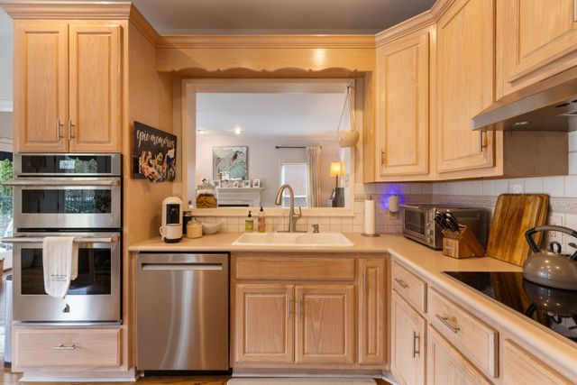 201 Deer Park Ln, Franklin, TN 37069