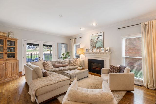 201 Deer Park Ln, Franklin, TN 37069