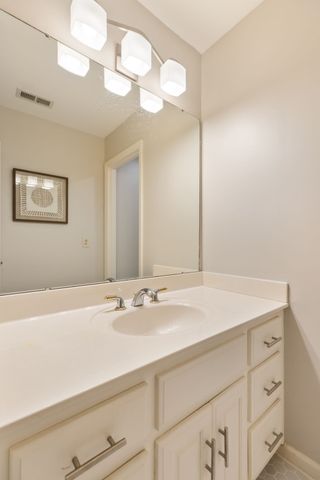 201 Deer Park Ln, Franklin, TN 37069