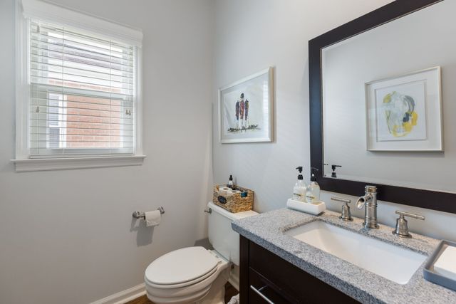 201 Deer Park Ln, Franklin, TN 37069