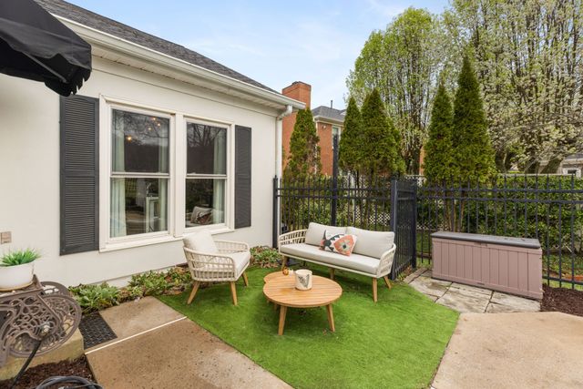 201 Deer Park Ln, Franklin, TN 37069