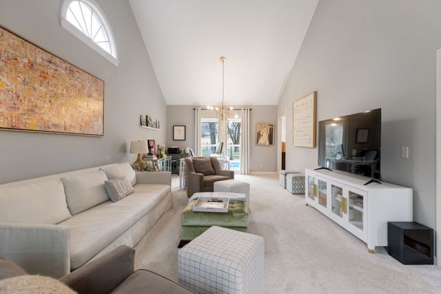 201 Deer Park Ln, Franklin, TN 37069