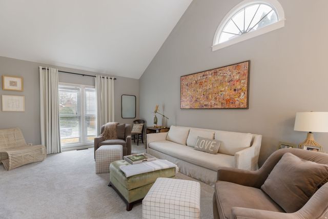 201 Deer Park Ln, Franklin, TN 37069