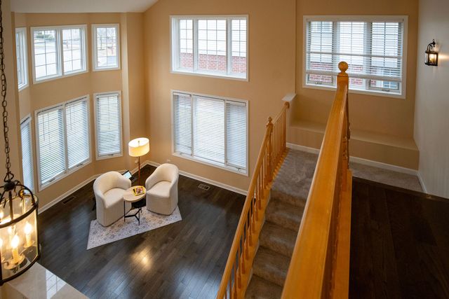 1827 WATERBURY Circle, Glenview, IL 60025