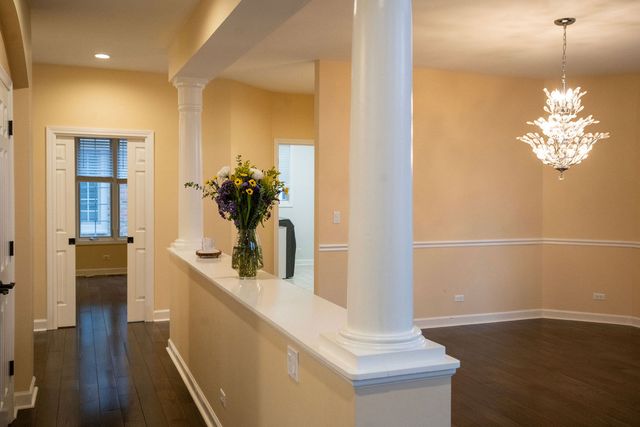 1827 WATERBURY Circle, Glenview, IL 60025