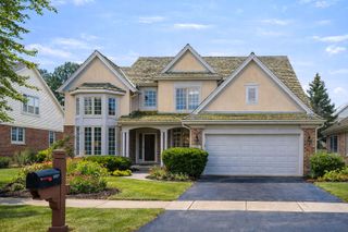 1827 WATERBURY Circle, Glenview, IL 60025