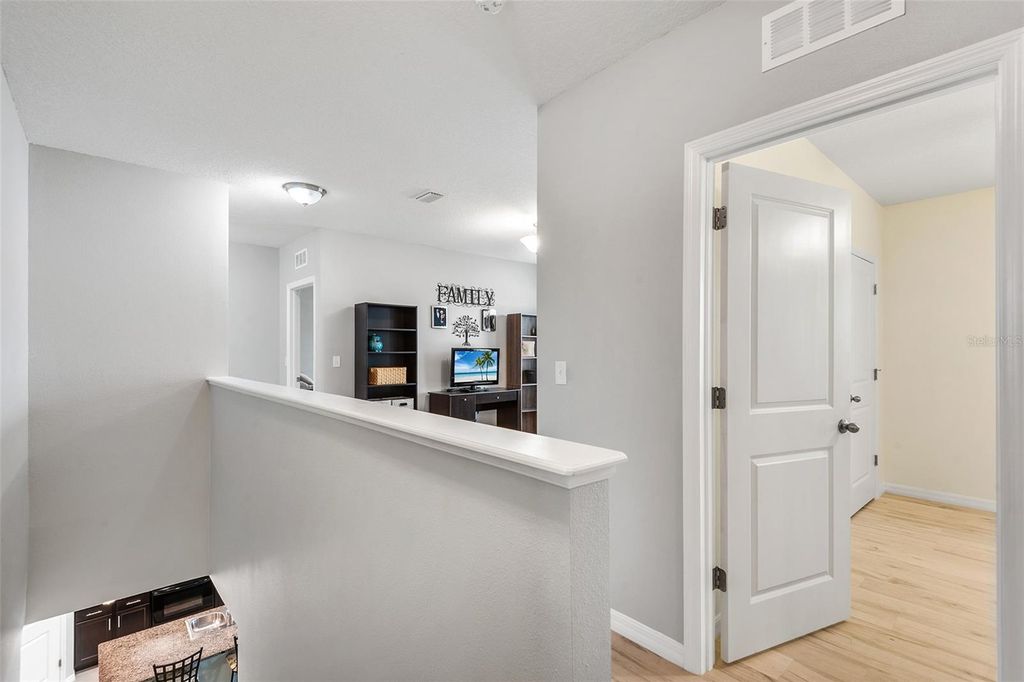 Image 15 of property listing at 14161 ARBOR PINES DRIVE, Riverview, FL 33579