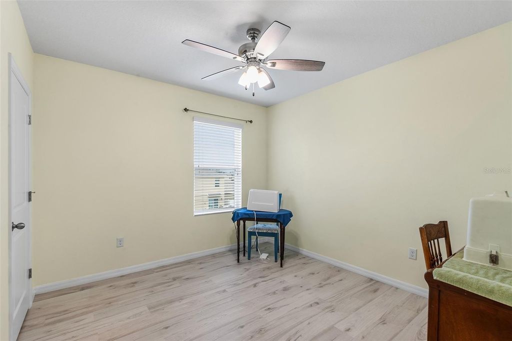 Image 26 of property listing at 14161 ARBOR PINES DRIVE, Riverview, FL 33579