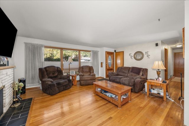 2633 W Woodside Ave, Spokane, WA 99208