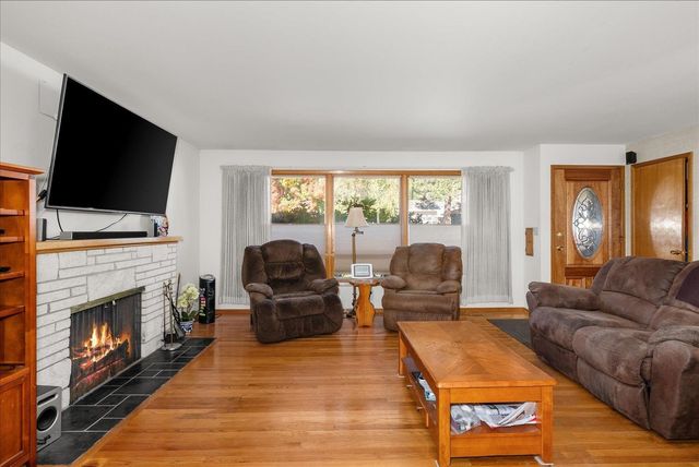 2633 W Woodside Ave, Spokane, WA 99208