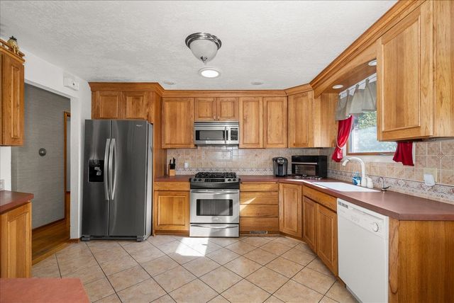 2633 W Woodside Ave, Spokane, WA 99208