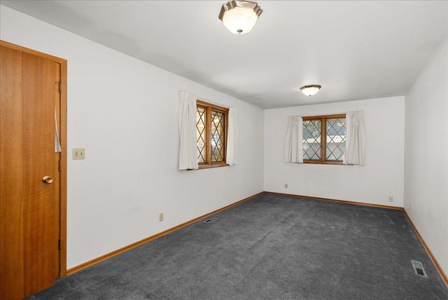 2633 W Woodside Ave, Spokane, WA 99208
