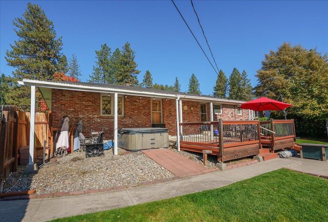 2633 W Woodside Ave, Spokane, WA 99208