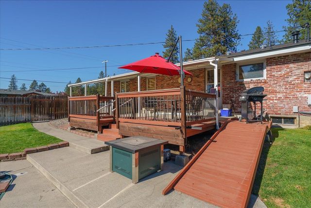 2633 W Woodside Ave, Spokane, WA 99208