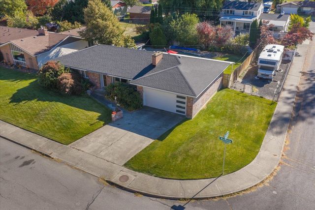 2633 W Woodside Ave, Spokane, WA 99208