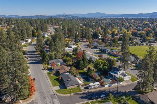 2633 W Woodside Ave, Spokane, WA 99208
