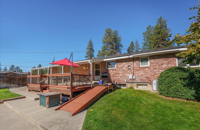 2633 W Woodside Ave, Spokane, WA 99208