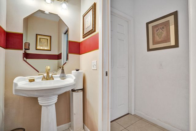 3091 Bayberry Way, Margate, FL 33063