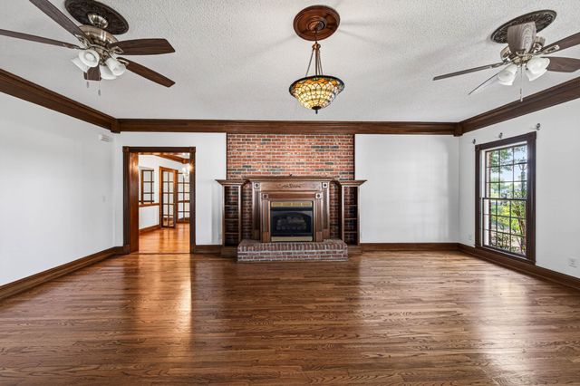 1800 Plano Rd, Bowling Green, KY 42104